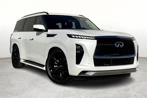 2025 INFINITI QX80 Luxe