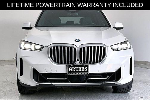 Mineral White Metallic 2025 BMW X5 xDrive40i