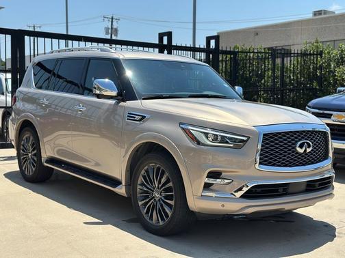 2024 INFINITI QX80 SENSORY