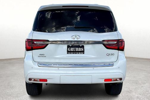 2024 INFINITI QX80 SENSORY
