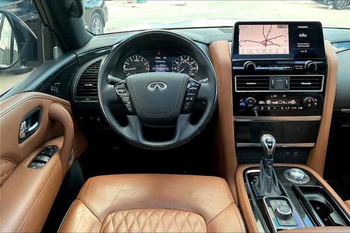 2024 INFINITI QX80 SENSORY