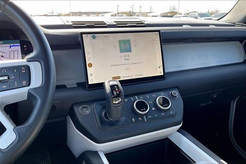 2025 Land Rover Defender P300