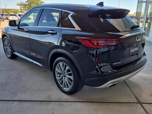2024 INFINITI QX50 Luxe