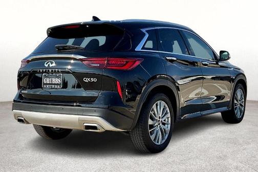 2024 INFINITI QX50 Luxe