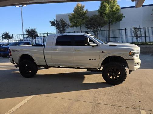 2020 RAM 2500 Laramie