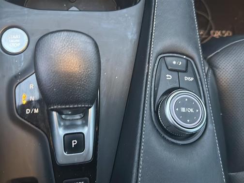 2022 INFINITI QX50 Luxe