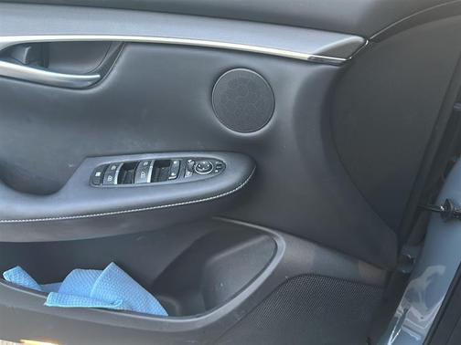 2022 INFINITI QX50 Luxe