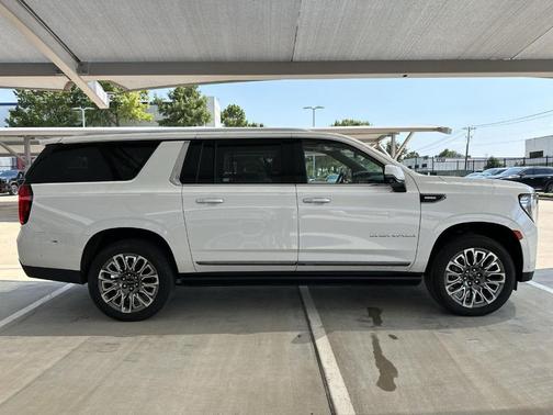 2024 GMC Yukon XL Denali Ultimate