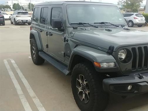 2021 Jeep Wrangler Unlimited Sahara Altitude