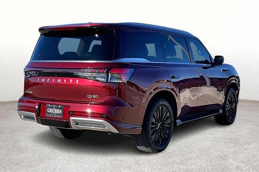 2025 INFINITI QX80 Luxe