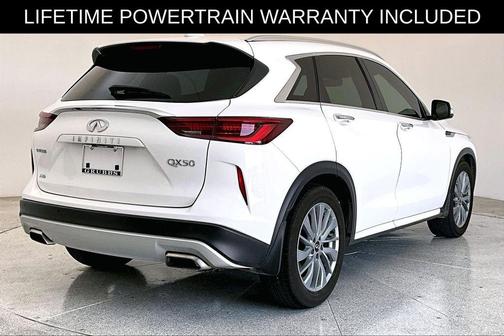 Cloud White 2025 INFINITI QX50 Luxe
