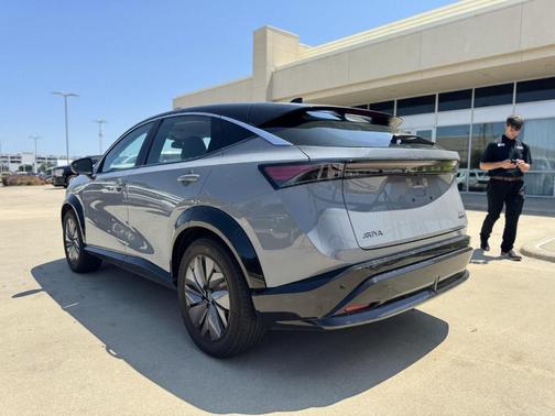 2023 Nissan ARIYA VENTURE+