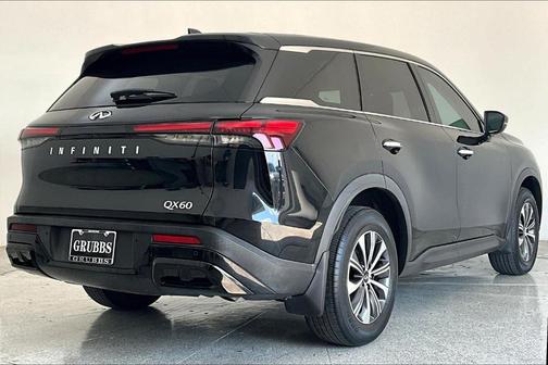 2022 INFINITI QX60 Pure