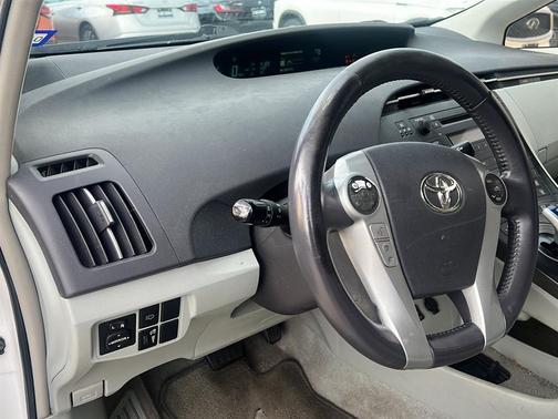 2010 Toyota Prius V