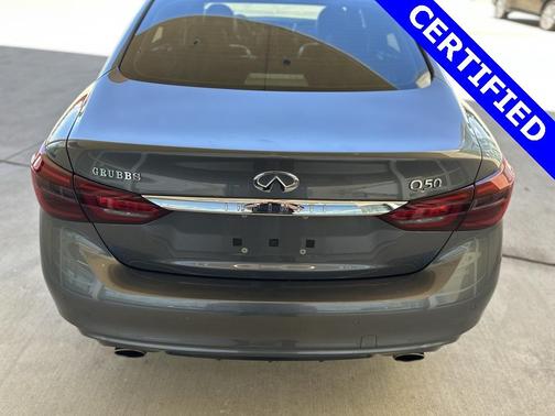 2022 INFINITI Q50 LUXE