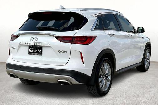 2022 INFINITI QX50 Luxe