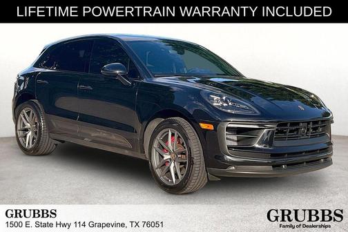 Jet Black Metallic 2024 Porsche Macan S