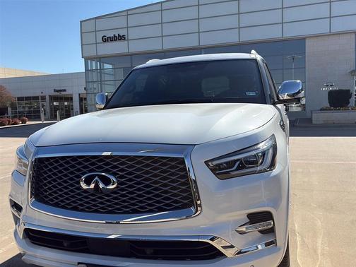 2023 INFINITI QX80 SENSORY