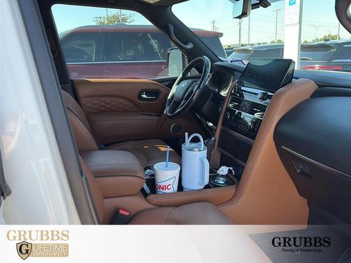 2023 INFINITI QX80 SENSORY