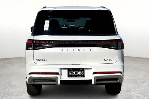 2025 INFINITI QX80 Luxe