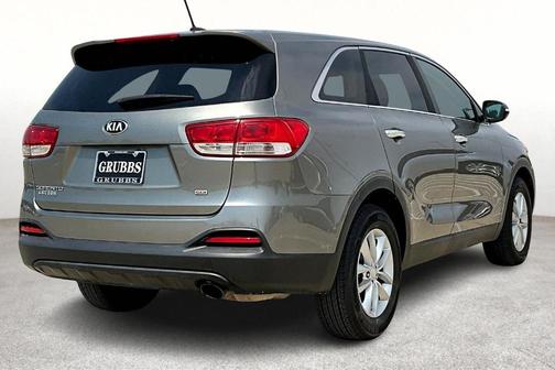 2016 Kia Sorento L
