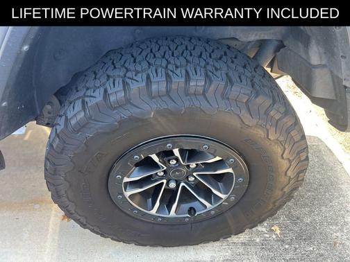 Bright White Clearcoat 2024 Jeep Wrangler Sport