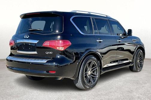 2016 INFINITI QX80 Base