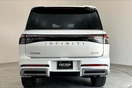 2025 INFINITI QX80 Luxe