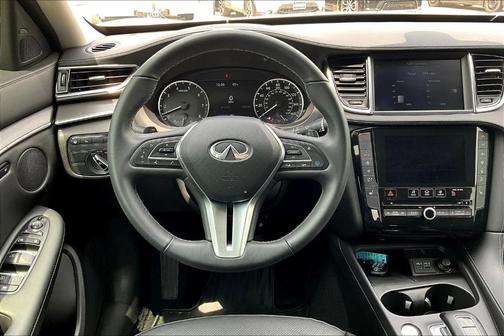 2025 INFINITI QX50 Luxe