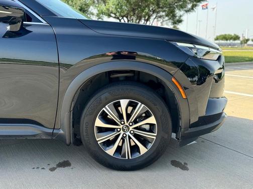 2023 INFINITI QX60 Pure