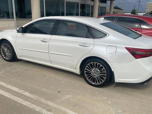 2016 Toyota Avalon Limited