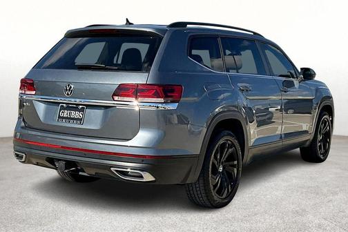 2022 Volkswagen Atlas 3.6L SE w/Technology