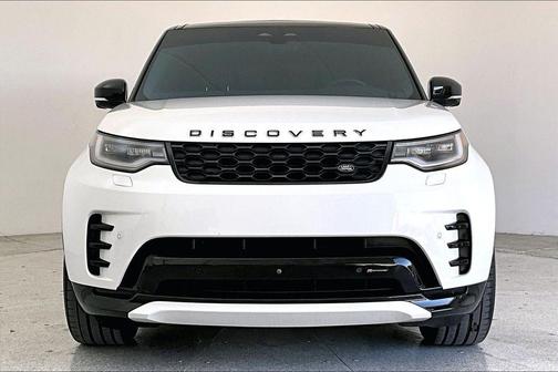 2023 Land Rover Discovery P300 R-Dynamic S