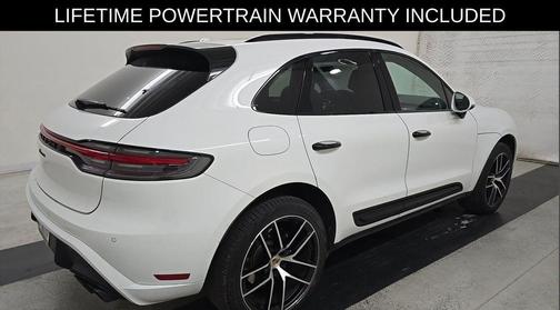 White 2024 Porsche Macan Base