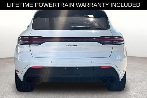 White 2024 Porsche Macan Base