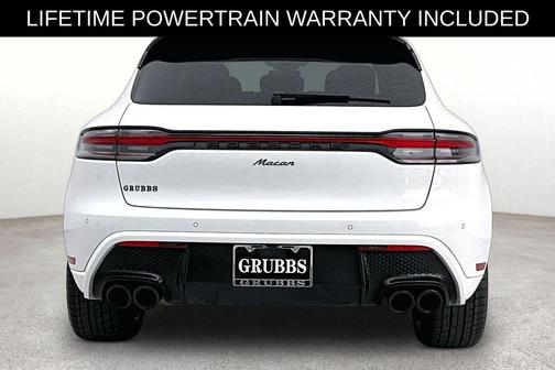White 2024 Porsche Macan Base