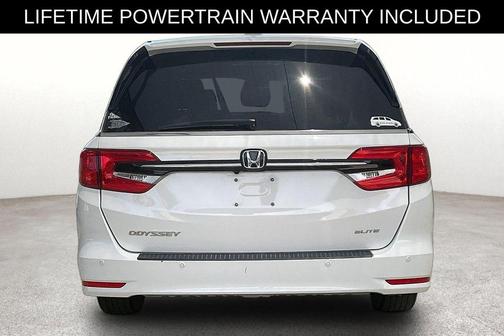 Crystal Black Pearl 2024 Honda Odyssey Elite
