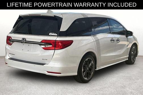 Crystal Black Pearl 2024 Honda Odyssey Elite