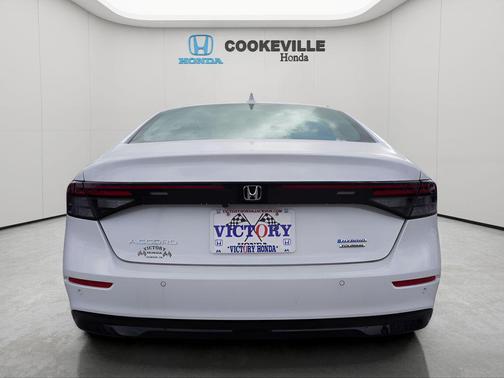 Platinum White Pearl 2026 Honda Accord Hybrid Touring