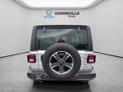 2023 Jeep Wrangler 4-Door Sahara