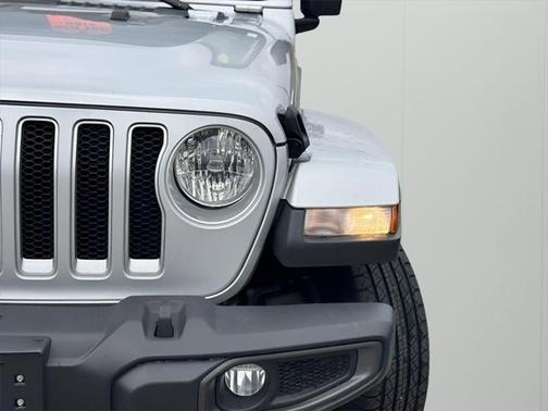 2023 Jeep Wrangler 4-Door Sahara