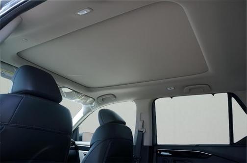2025 Honda Pilot Touring 8-Passenger