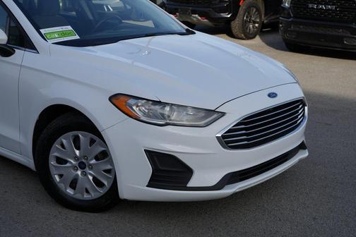 2019 Ford Fusion S