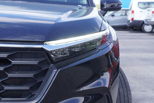 Crystal Black Pearl 2025 Honda CR-V LX AWD
