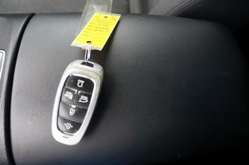 2023 Hyundai SANTA FE SEL 2.4