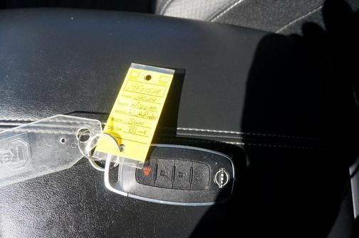 2024 Nissan Pathfinder SV FWD