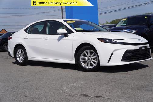 Ice Cap 2025 Toyota Camry LE