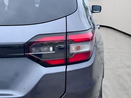 Modern Steel Metallic 2024 Honda Pilot EX-L