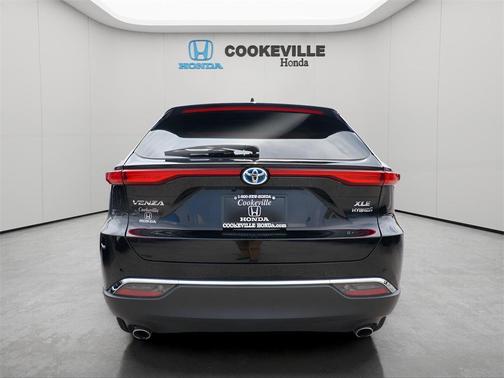 2022 Toyota Venza XLE