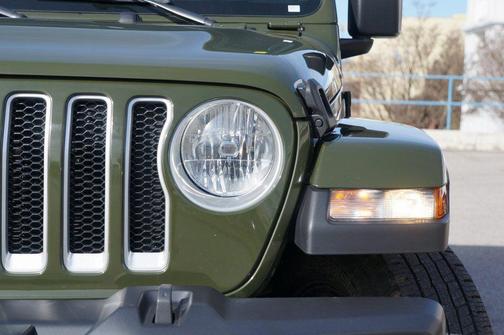 2023 Jeep Wrangler 4-Door Sahara